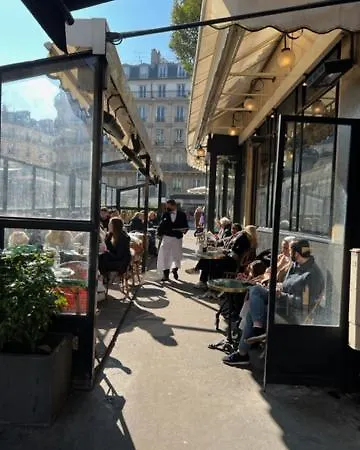 Appartamento Place In Saint Germain Des Près Parigi