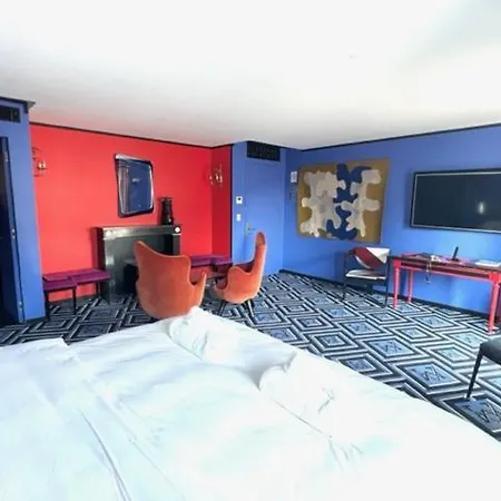 Apartment Place In Saint Germain Des Pres Paris